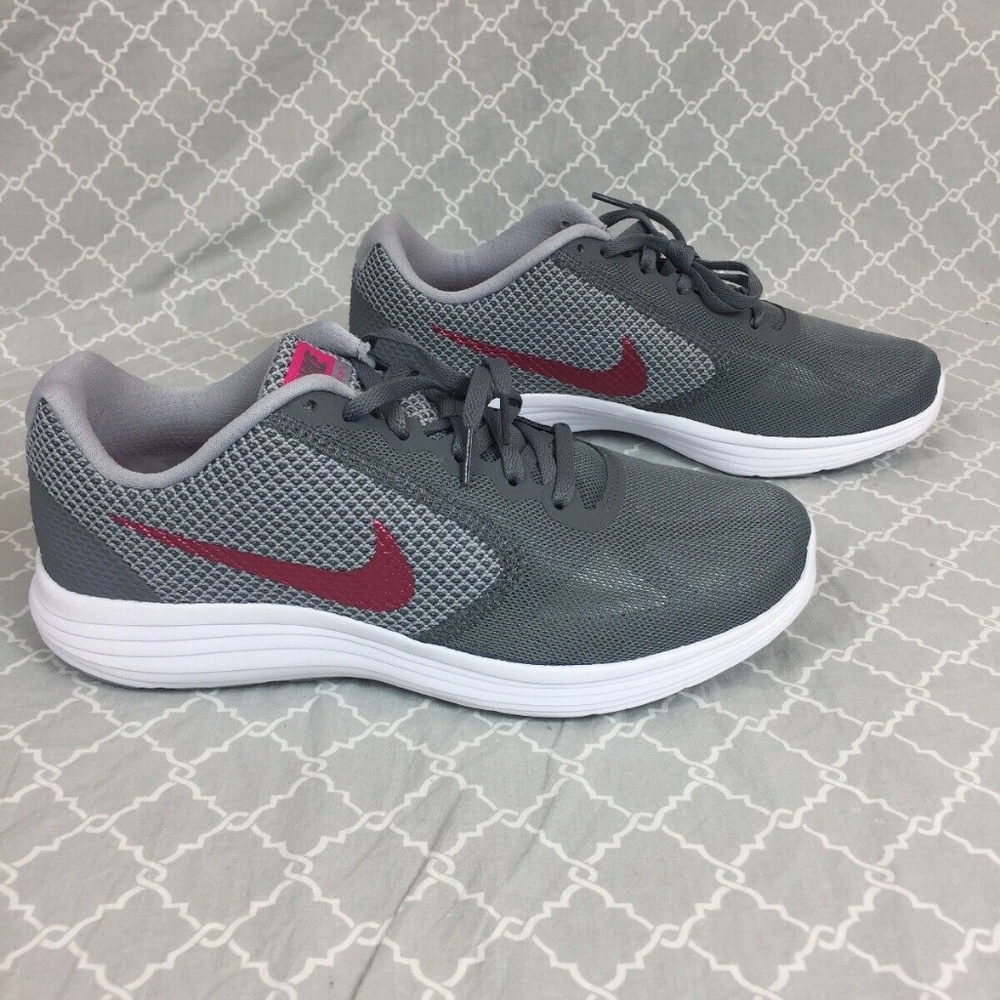 Nike Women's Nike Revolution 3, 819303-022
